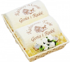 Oryginalne podziękowania dla rodziców na ślub - ręczniki z haftami