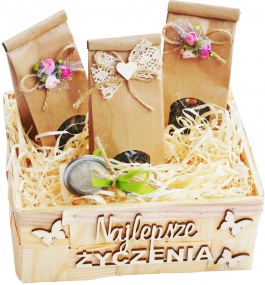 Zestaw herbat sypanych z sitkiem do zaparzania w koszyku