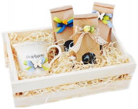 Skrzynka - kubek + 3x herbata - Dzień Nauczyciela