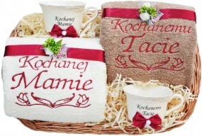 Podziękowania dla obojga rodziców - ręczniki z haftem, porcelanowe filiżanki w koszu