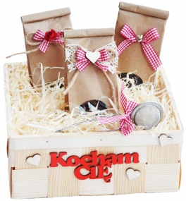 Zestaw herbat sypanych w koszyku- prezent na Walentynki