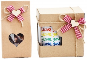 Zestaw Walentynkowy - kubek + herbata pięknie pakowane